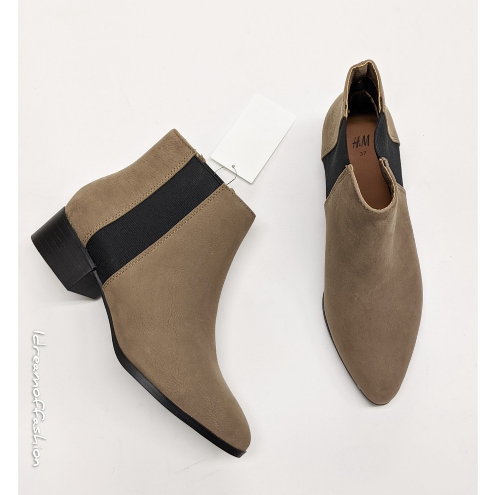 H&M Taupe Faux Suede Chelsea Ankle Boots With Elastic Side Panels Women's Size 6 - Picture 2 of 10